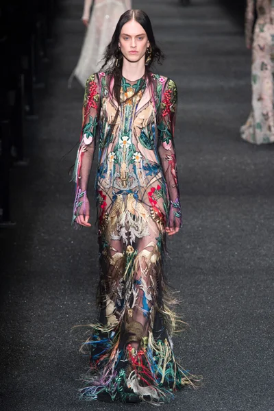 Look 39